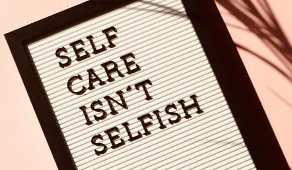 Self care message reminding people that setting boundaries and saying no supports better mental health.